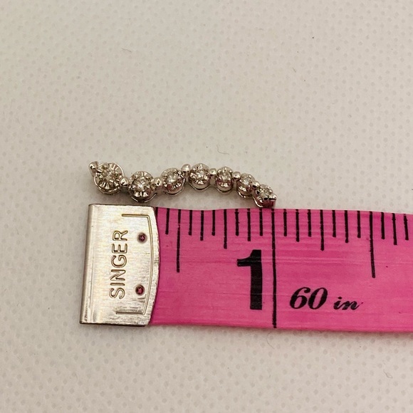 EUC Sterling Silver Journey Diamond Pendant - Picture 14 of 15